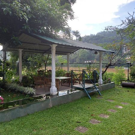 Mahaweli Shades Otel Kandy Dış mekan fotoğraf