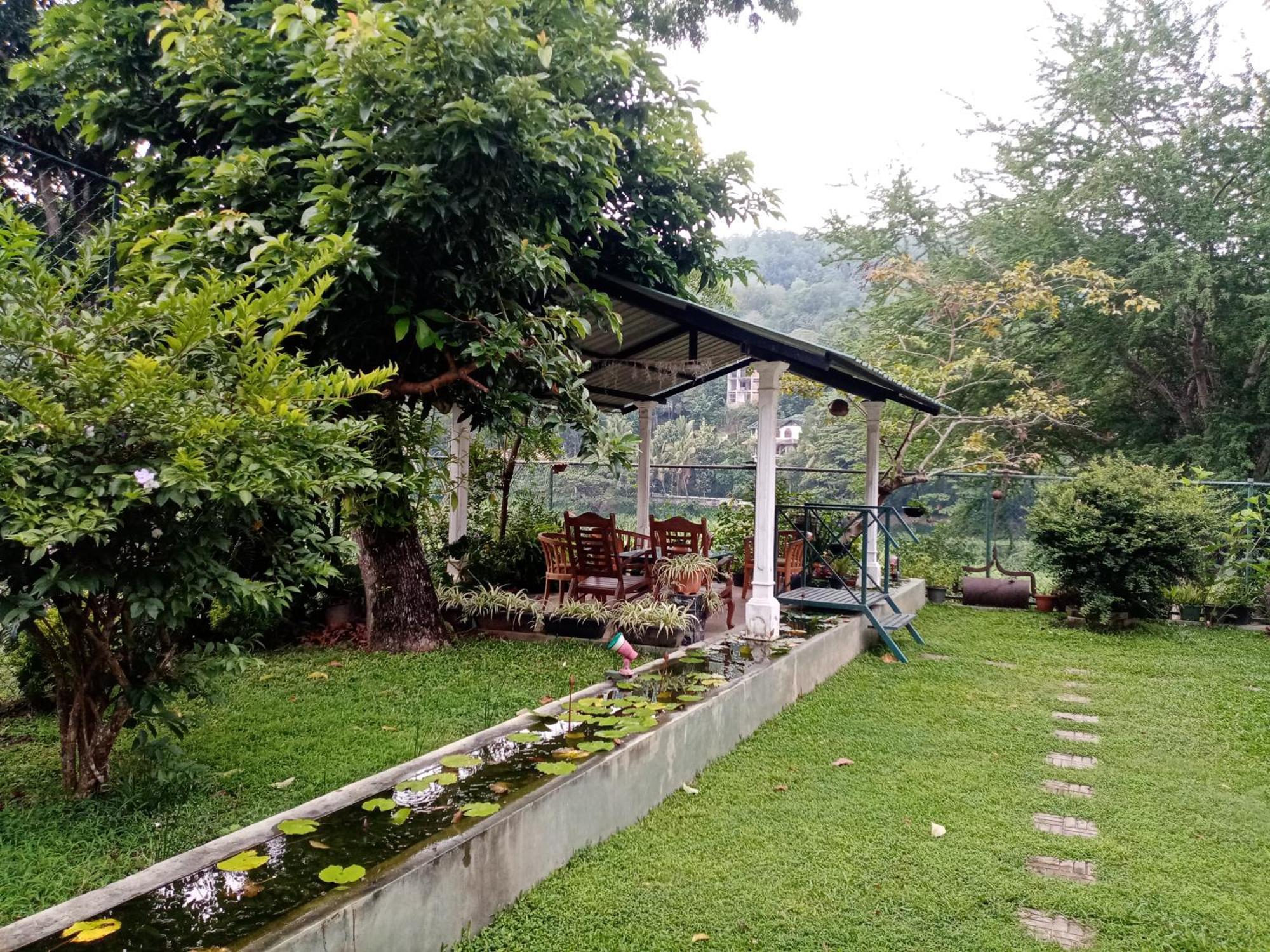 Mahaweli Shades Otel Kandy Dış mekan fotoğraf