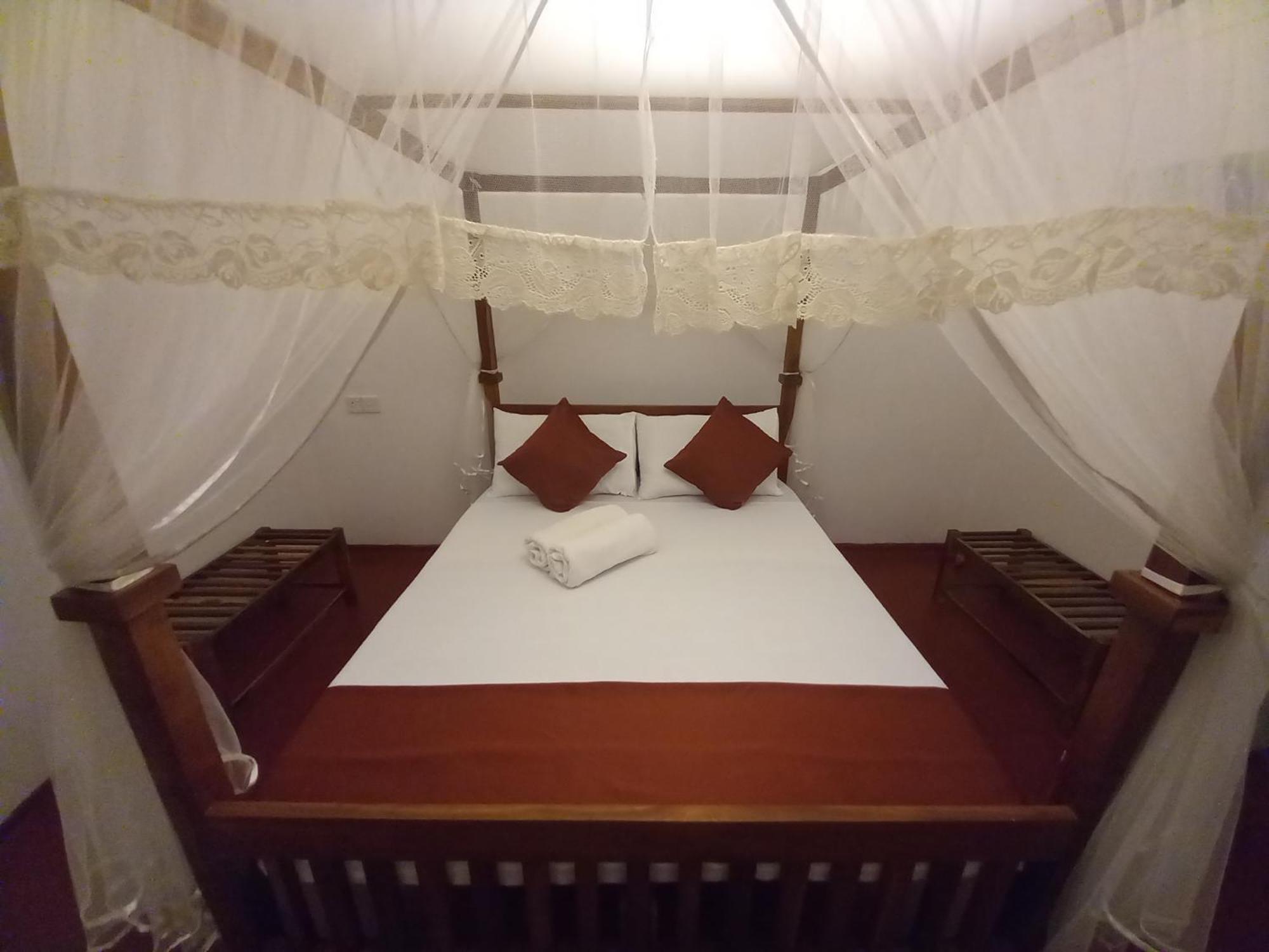 Mahaweli Shades Otel Kandy Oda fotoğraf