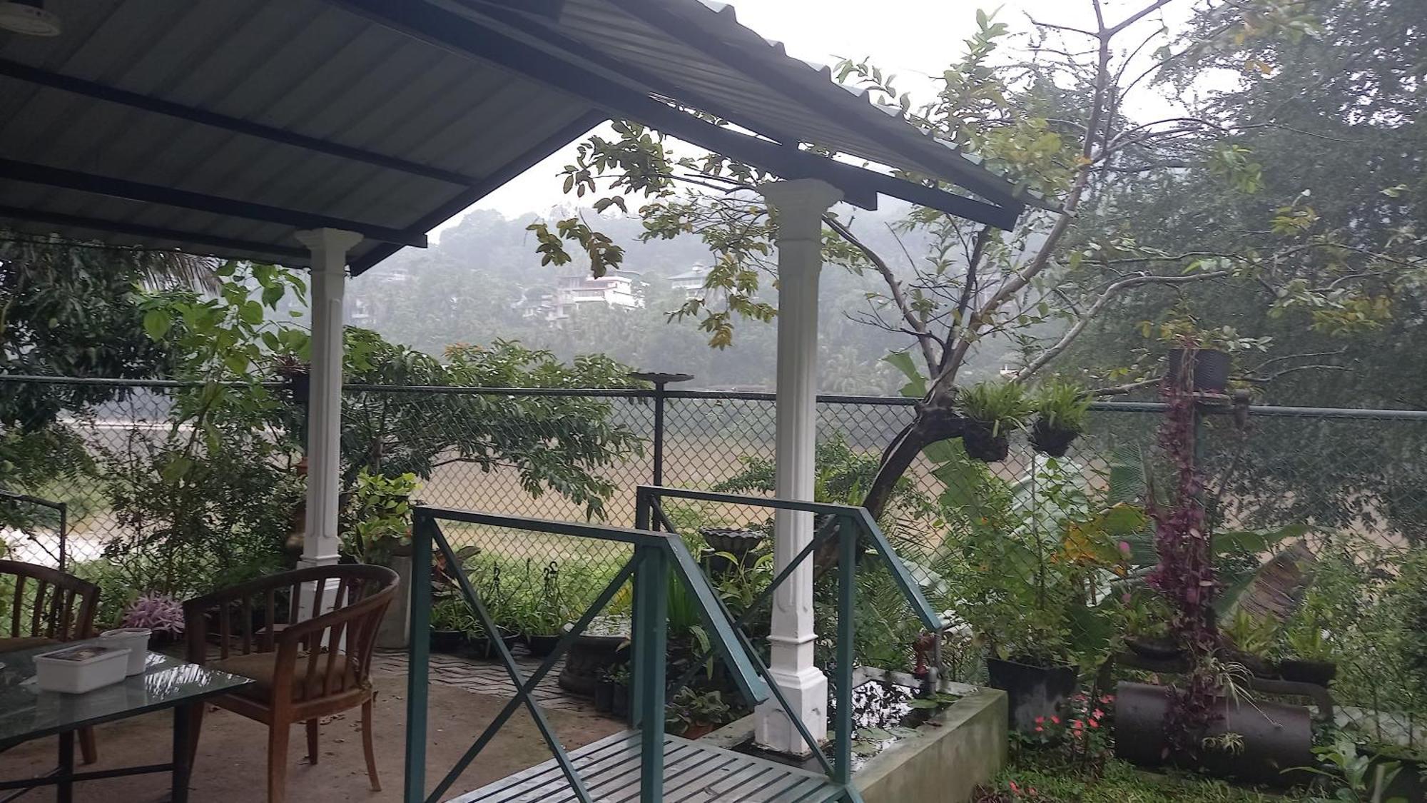 Mahaweli Shades Otel Kandy Dış mekan fotoğraf